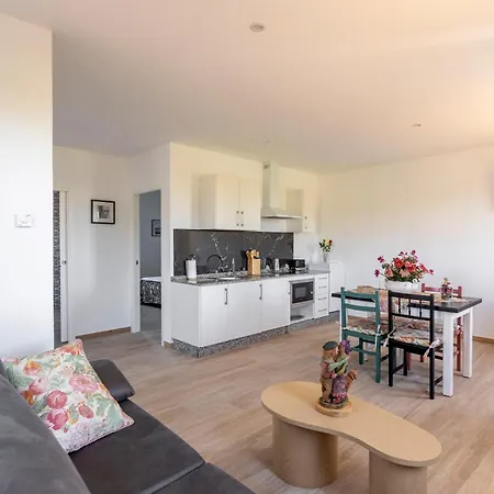 Apartment A Chousa